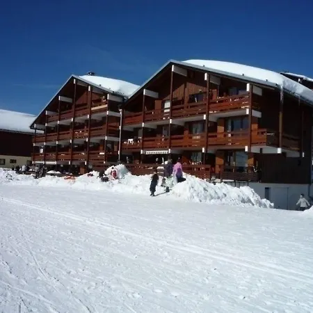 - 8 Pers, 47 M2, 3/2 Appartement *