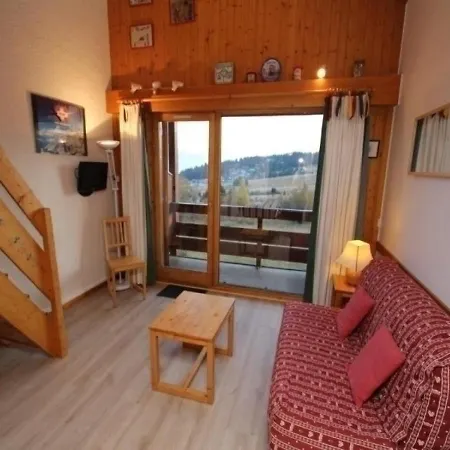 - 8 Pers, 47 M2, 3/2 * Les Saisies