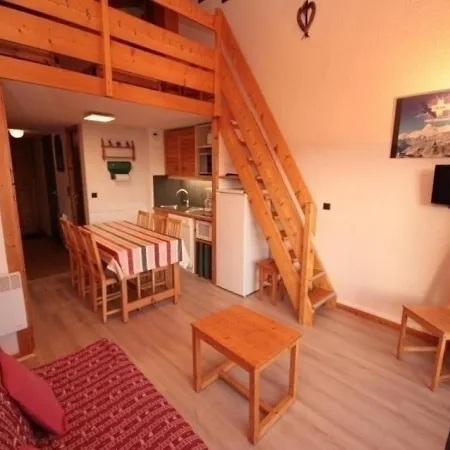 - 8 Pers, 47 M2, 3/2 * Les Saisies